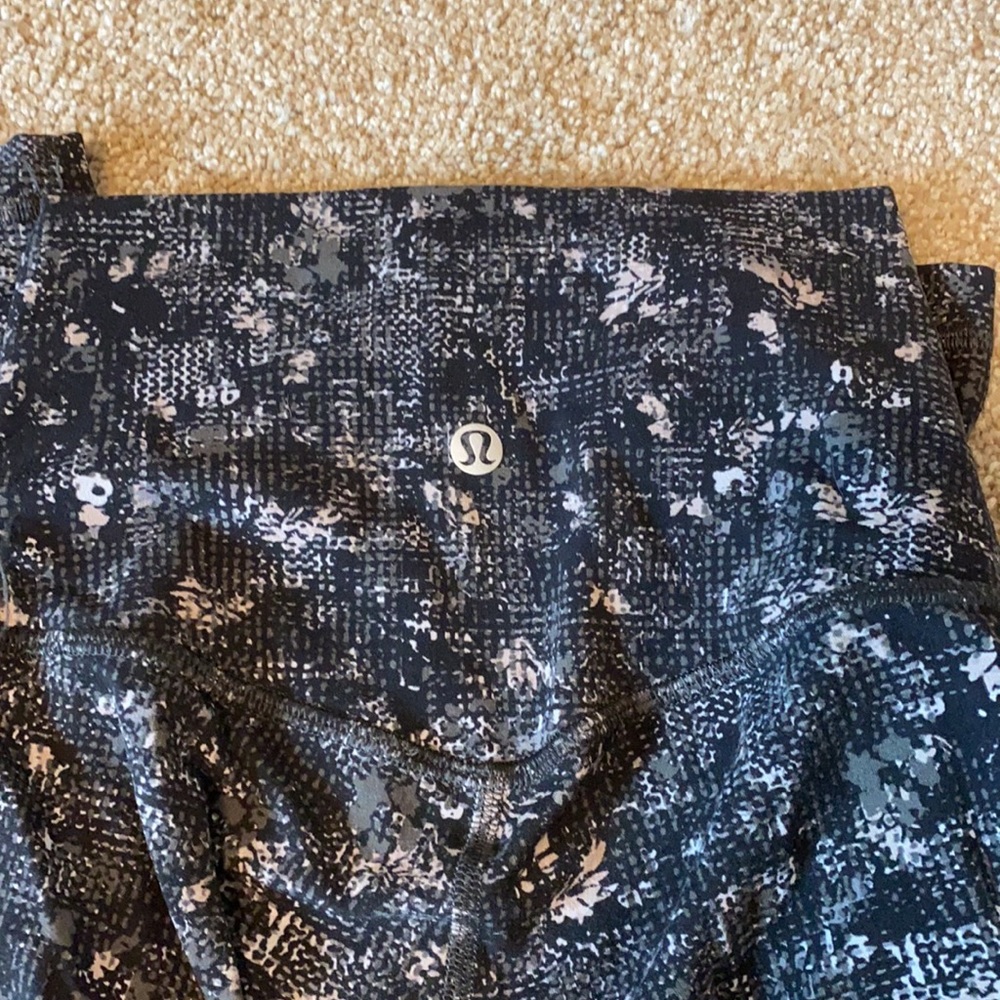 Lululemon leggings
